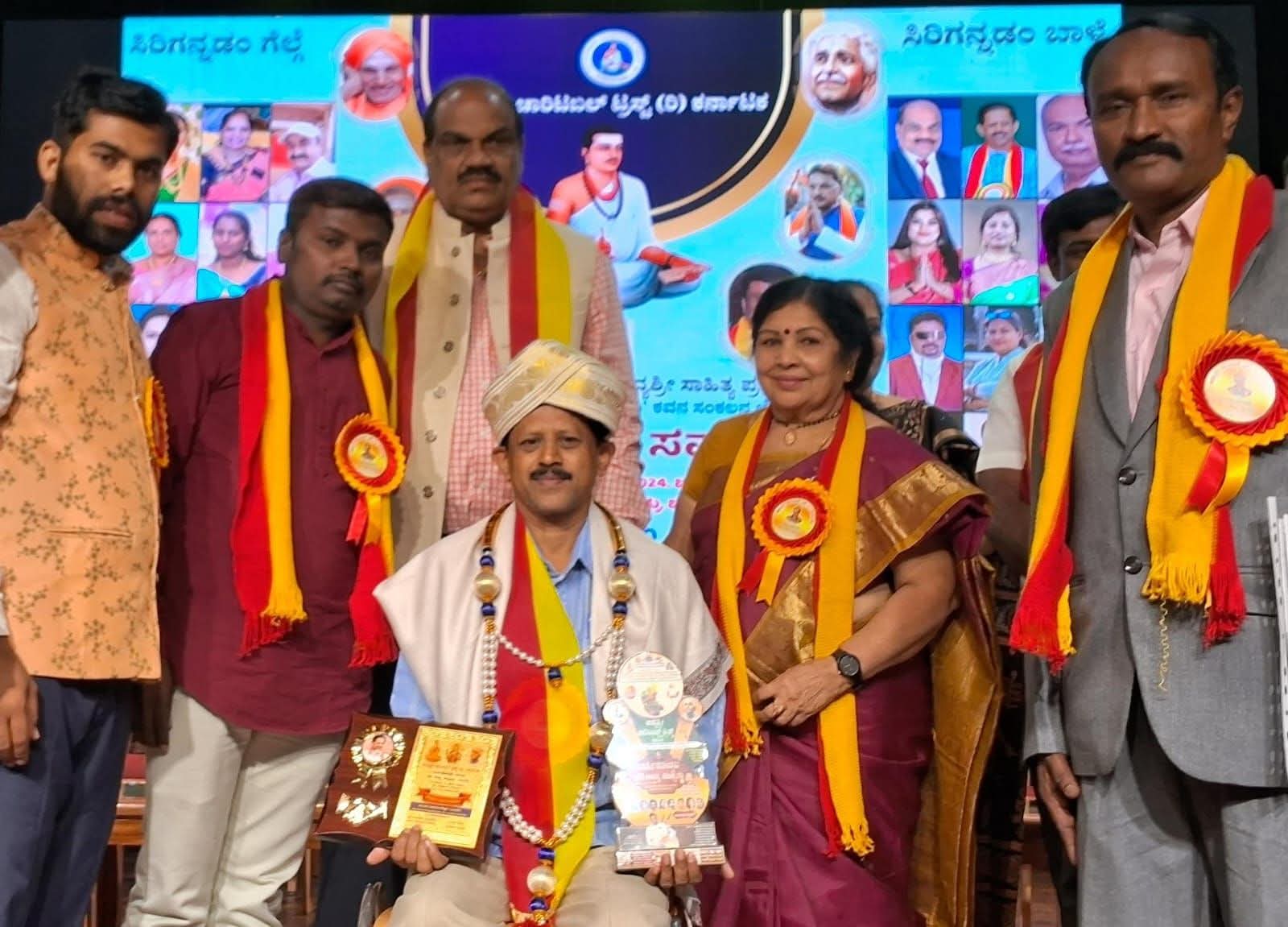Dr. Ramalingeshwara in discussion